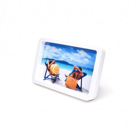 Ramă Foto Personalizată Albă - Model "Simple" Cu O Poză Ramă Foto Personalizată Albă - Model "Simple" Cu O Poză