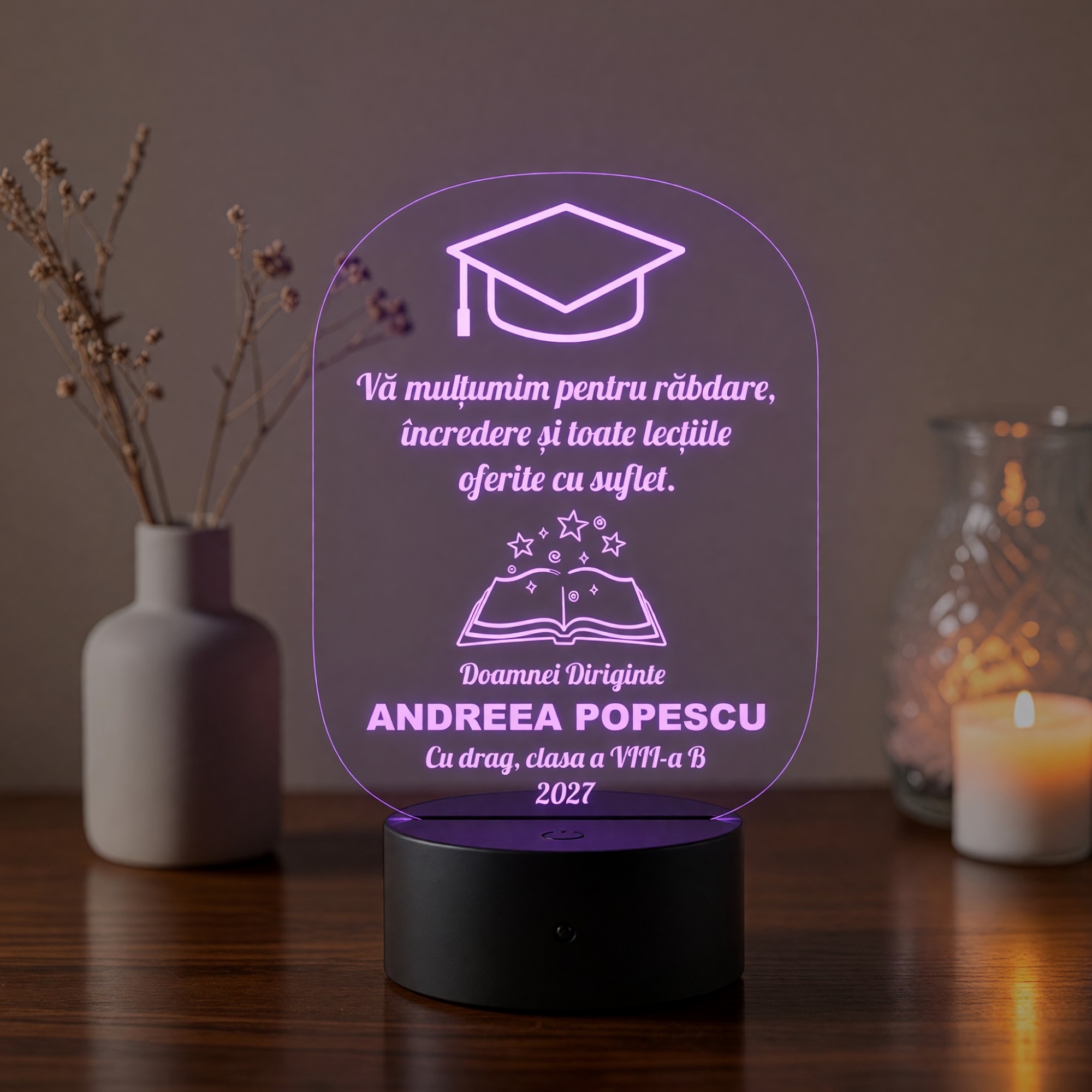 Lampă LED 3D Personalizată – Profesor cu Tocă și Carte