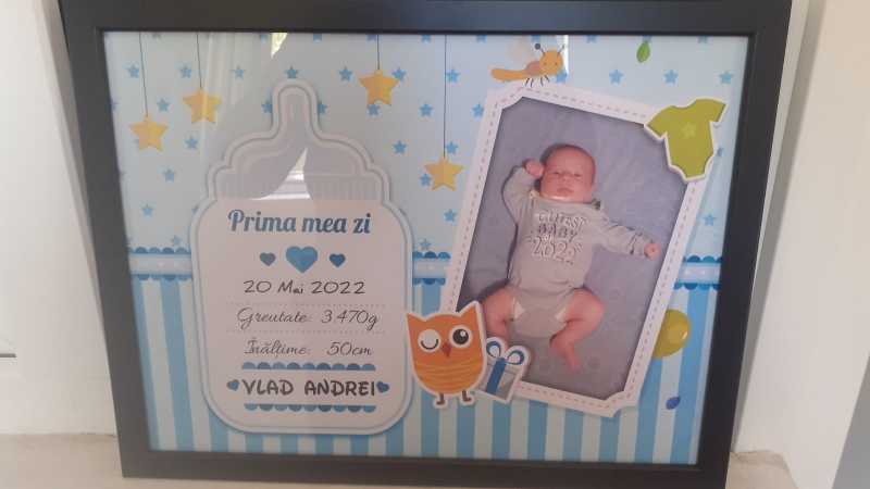 Imagine încărcată de client pentru Tablou Personalizat O Poză Și Text Fetiță - Prima Mea Zi